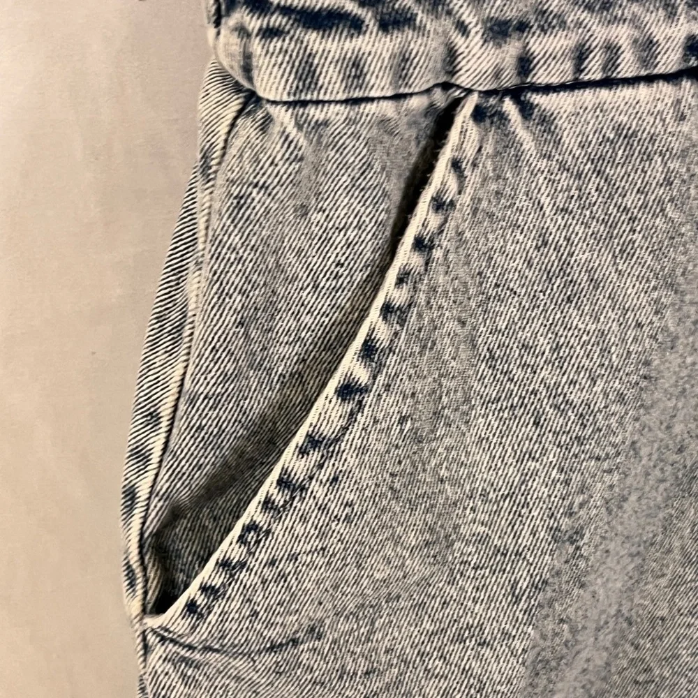 Gilli Gray Denim Romper with Ruffle Straps - Picture 5 of 5